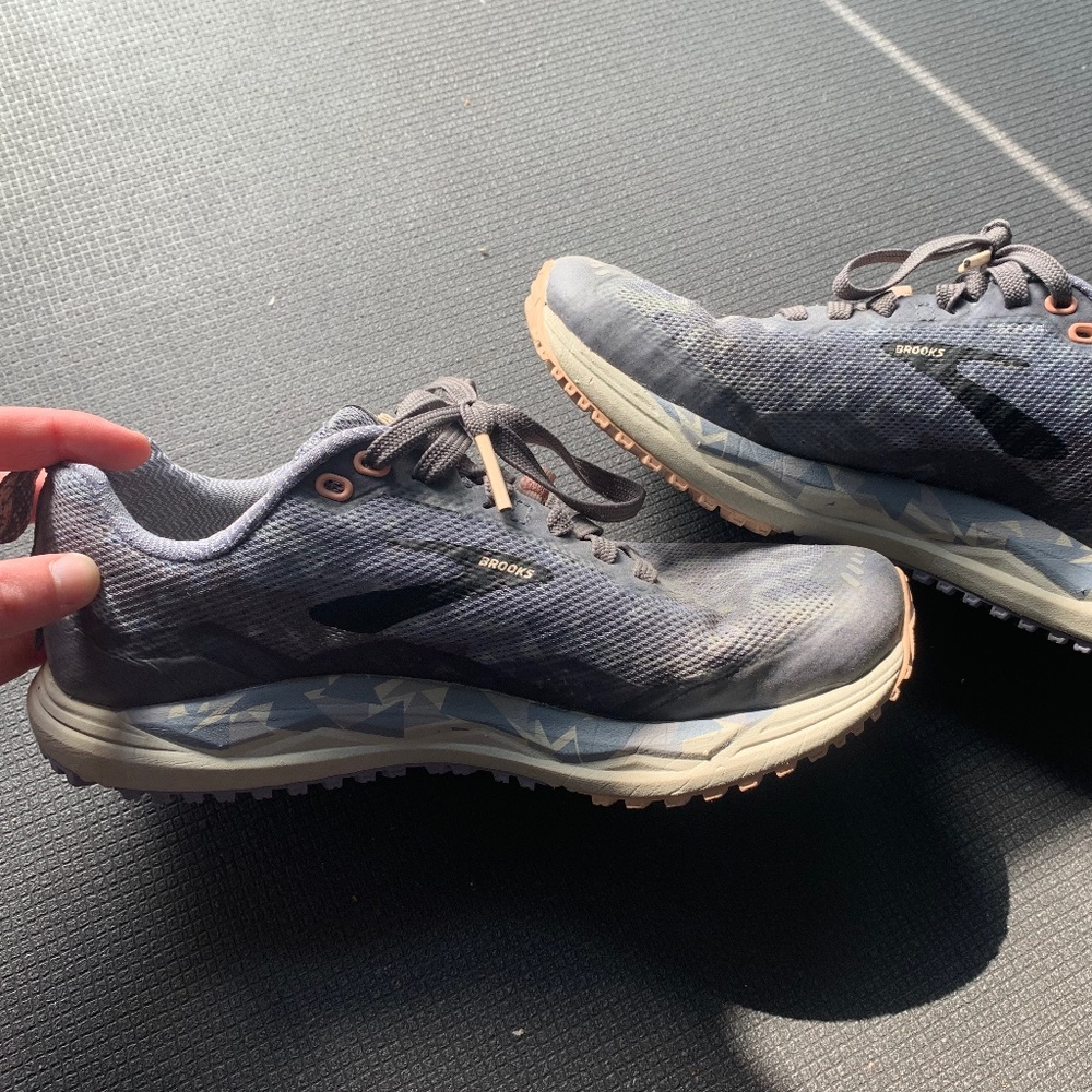 Brooks Caldera 3 Trail-Running Shoes - Women's